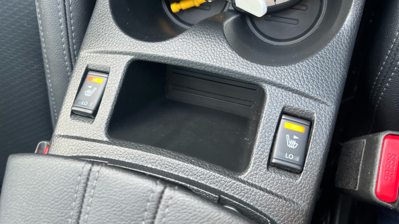 Nissan Qashqai 1.3 DiG-T Tekna 5dr Petrol Hatchback